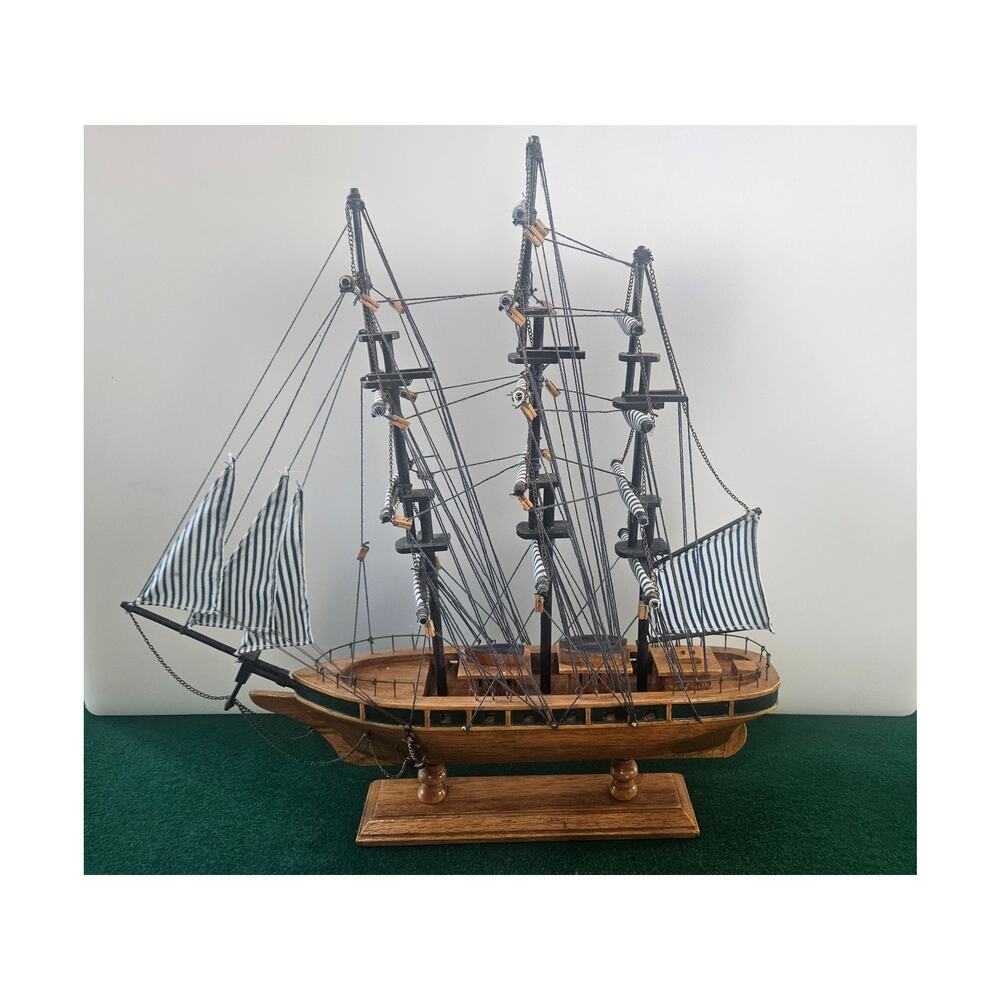 Vintage 1975 Scientific Cutty Sark China Clipper Boat Sailboat Ship